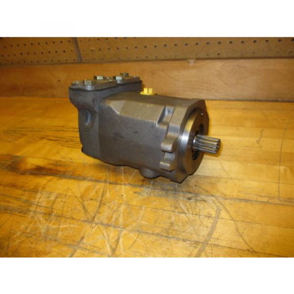 Linde HMF35-02-2600 Hydraulic Motor  HMF035C10BDBHXA X2X #5 image