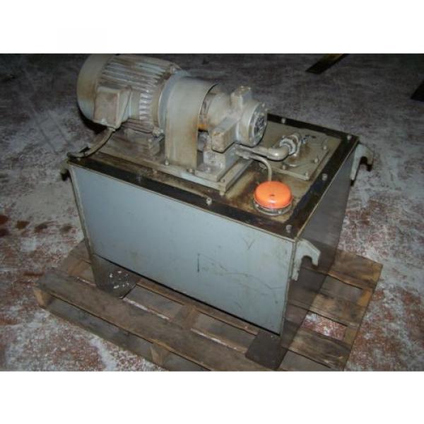 1.5 kw NACHI VDR-1A-1A2-10 variable vane pump motor and tank. #2 image
