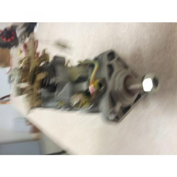 OEM CUMMINS 4bt 1845C 40XT 75XT Case BOSCH DIESEL INJECTION PUMP 3935677 #5 image