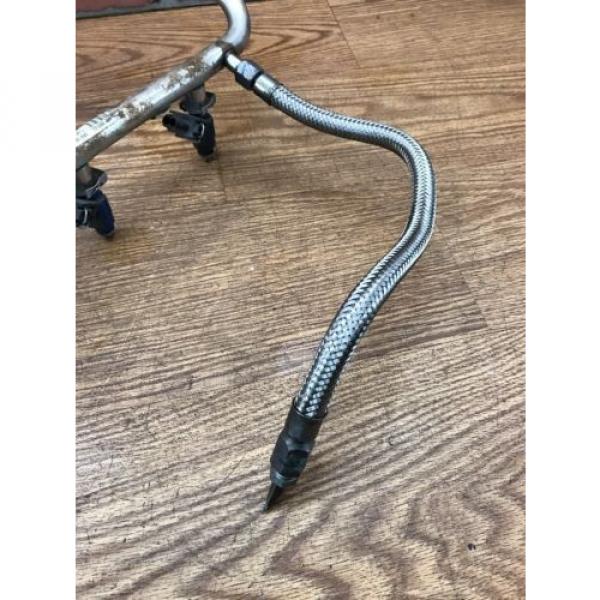 BS609265 02-04 MERCEDES W203 C240 2.6 L FUEL INJECTION INJECTOR RAIL BARE OEM #4 image