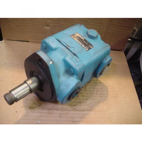GENUINE Eaton Vickers hydraulic vane pump F3 V20F 1R11P 3C6H 22 02-137049-3 #1 image