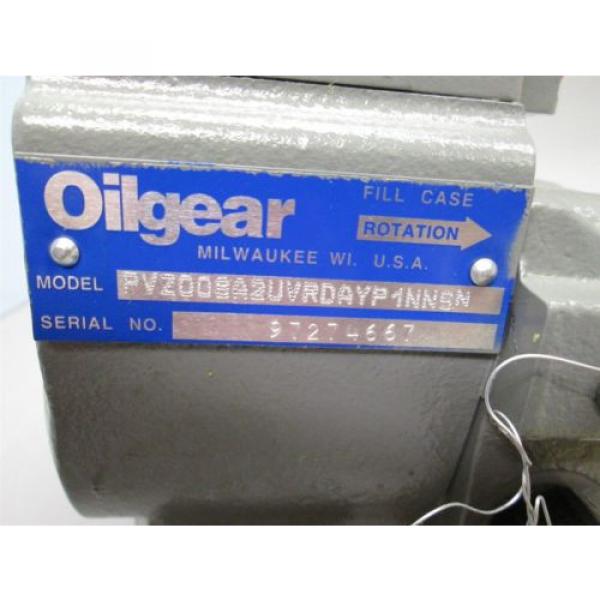 OilGear PVZ009A2UVRDAYPINNS Low hp closed loop axial piston pump  in Box #4 image