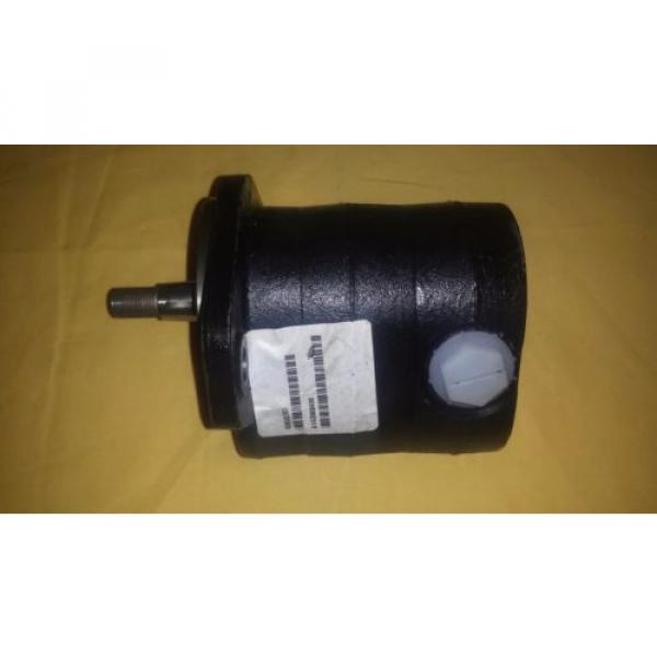 Sauer Danfoss / TurollaOCG Hydraulic Pump | 83032707 | A143908498 | /Unused #2 image