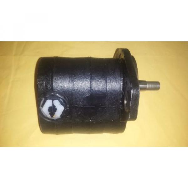 Sauer Danfoss / TurollaOCG Hydraulic Pump | 83032707 | A143908498 | /Unused #4 image