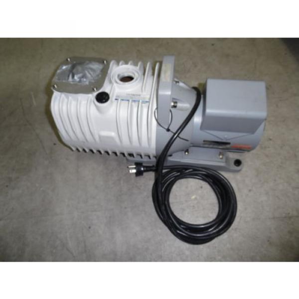 Hitachi 110V CuteVac VR16L-K Direct Drive Rotary Vacuum Pump #1 image