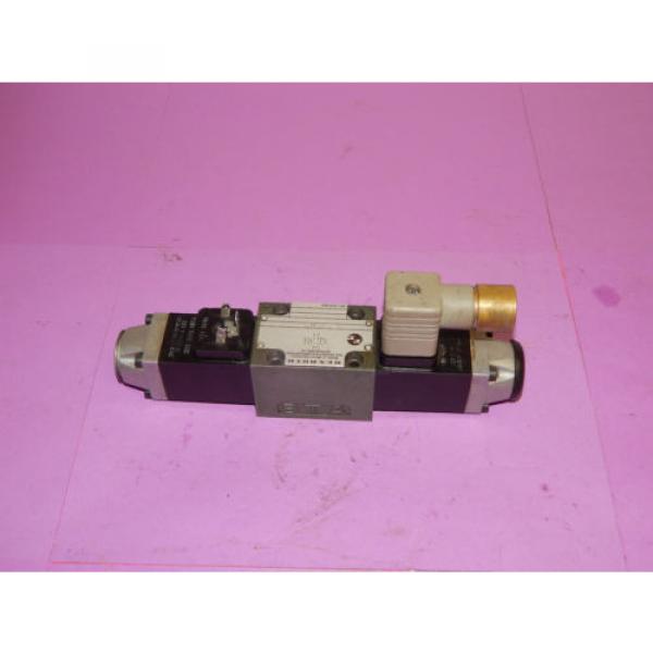 Rexroth 4WE6E52/NZ4 Control valve 4WE6E52NZ4 #3 image