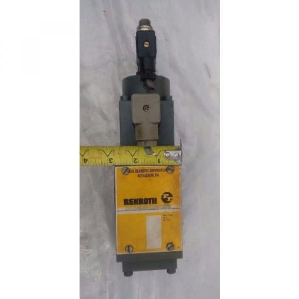 Rexroth Hydraulic 4WRE10WA64-12/24Z4M Proportional Valve #1 image